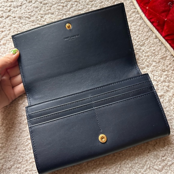 Authentic Saint Laurent navy wallet - Picture 3 of 9